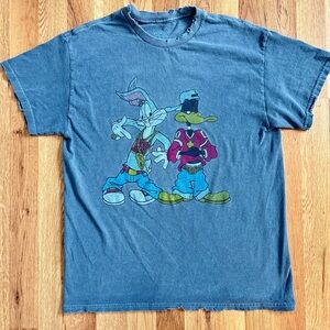Vintage Bugs Bunny & Daffy Duck Graphic Tee – Men’s Small